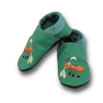 Krabbelschuh Ameise mit Blatt